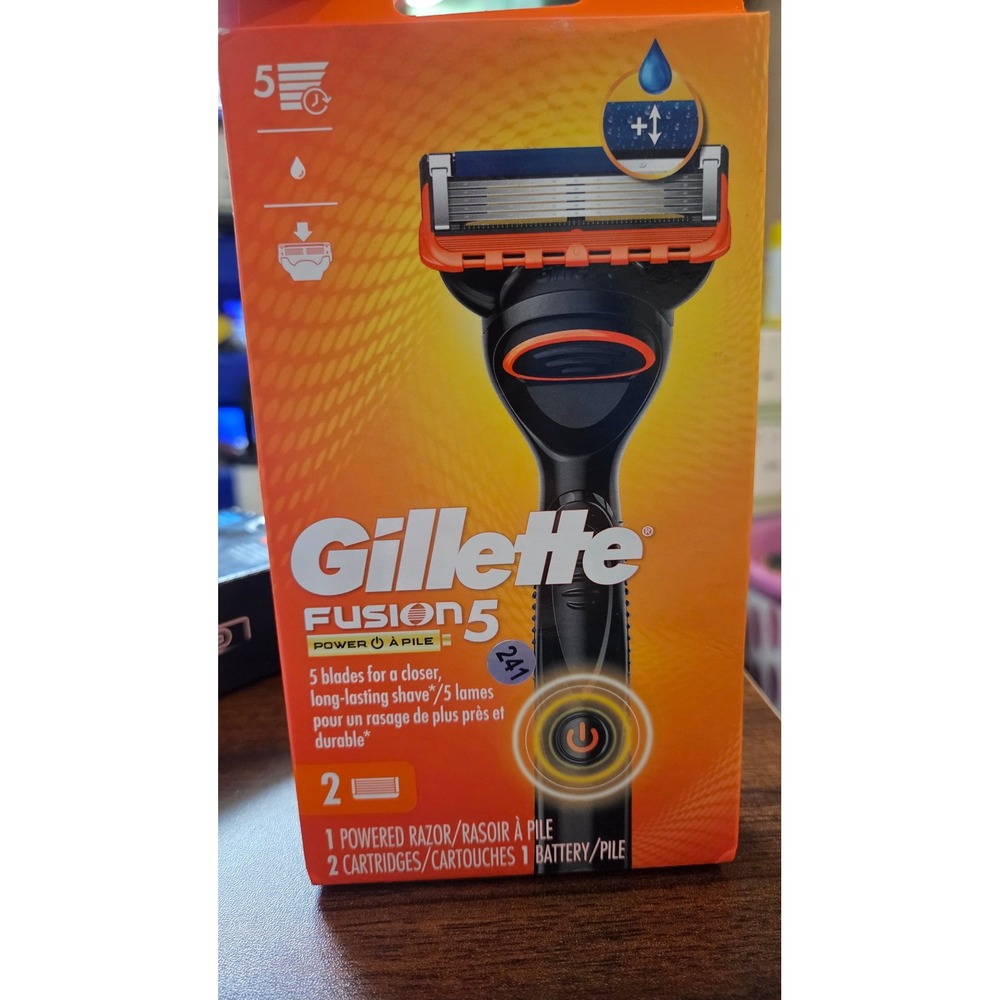Gillette Fusion5 Power Mens Razor 1 Powered Handle 2 Cartridges 1 Battery NEW